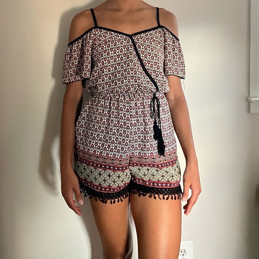 Off the Shoulder String Tie Romper Detailed Trim Dress